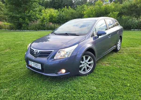 toyota Toyota Avensis cena 34900 przebieg: 175145, rok produkcji 2009 z Rzeszów